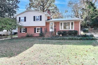 4236 Folkston Dr, Charlotte, NC 28205