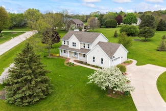N39W32890 High Hill Ct, Nashotah, WI 53058