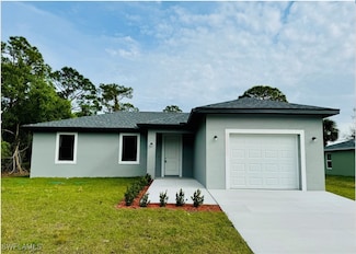 8109 Olive Ct, Labelle, FL 33935
