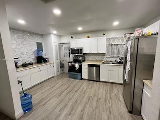 220 N 66th Ave, Hollywood, FL 33024