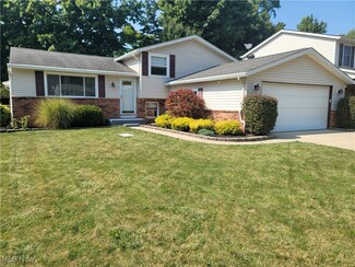 5756 Marine Pkwy, Mentor On the Lake, OH 44060