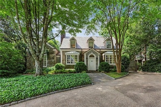 240 Nacoochee Dr NW, Atlanta, GA 30305