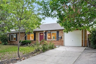 981 Ursula St, Aurora, CO 80011