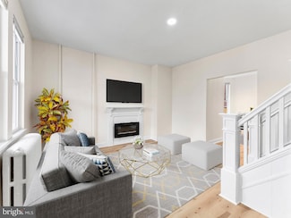 406 N Felton St, Philadelphia, PA 19151