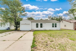 4552 S Walnut Ave, Wichita, KS 67217