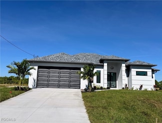 1261 NE 40th St, Cape Coral, FL 33909