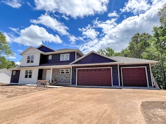 1601 Pineview Ln, Tomahawk, WI 54487