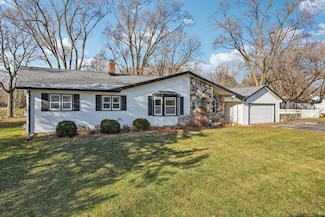 223 S Sherman St, Eagle, WI 53119