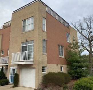 3915 Shakespeare Ave Unit 3915, Lyons, IL 60534