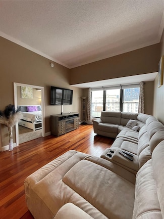 100 New Roc City Plaza Unit 414, New Rochelle, NY 10801