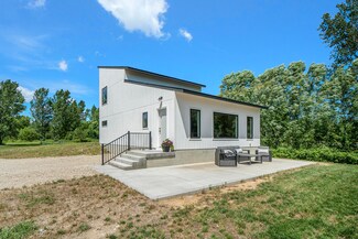 5421 143rd Ave, Holland, MI 49423
