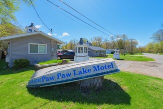 4881 Wil-O-paw Dr, Coloma, MI 49038