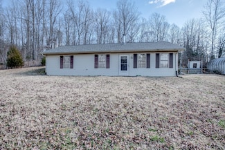 4460 Bold Springs Rd, Mc Ewen, TN 37101