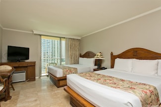 2045 Kalakaua Ave Unit 818, Honolulu, HI 96815