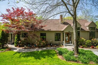 58 Ridge Trail Rd, Westfield, MA 01085