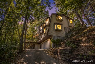 409 E Baldwin Lake Blvd, Greenville, MI 48838