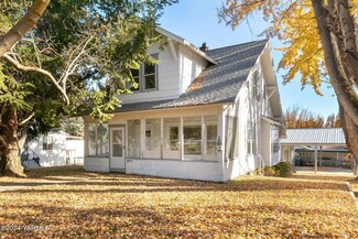 219 S 28th Ave, Yakima, WA 98902