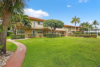 930 Osceola Dr Unit 8, Boca Raton, FL 33432