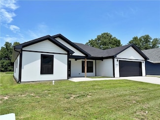 2101 E Cow Creek Ln, Pittsburg, KS 66762