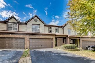 14 Oxford Ct, Algonquin, IL 60102