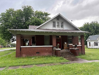 101 NE 4th St, England, AR 72046