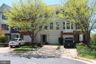25555 Gwynneth Square, Chantilly, VA 20152