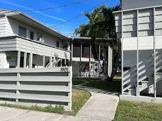 1901 Hyde Park St Unit G, Sarasota, FL 34239