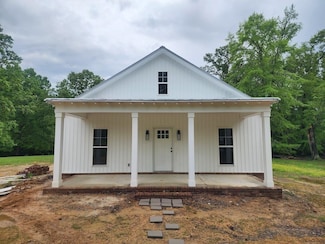 1804 Woodbreeze Cir, Hartselle, AL 35640