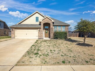 1604 Pacific Ave, Ennis, TX 75119