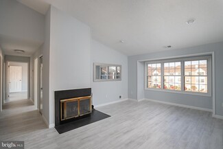 43 Joyner Ct, Lawrence Township, NJ 08648