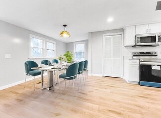 21 Shawmut Ave, East Weymouth, MA 02189