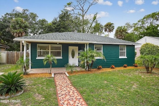 920 School St, Daytona Beach, FL 32114