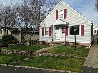 139 Concord Ave, Cranston, RI 02910