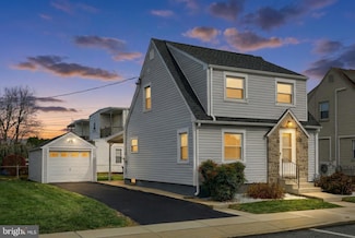 1562 Stanton St, York, PA 17404