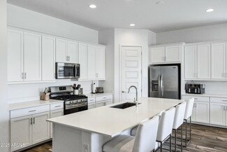 4342 E Sagebrush St, Gilbert, AZ 85296