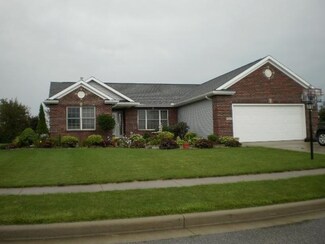 112 Westgate Blvd, Wakarusa, IN 46573