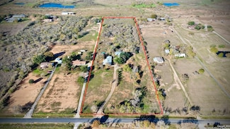 1023 Zigmont Rd, Adkins, TX 78101