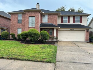 8435 Battleoak Dr, Houston, TX 77040
