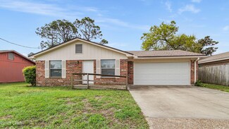 2003 Drummond Ave, Panama City, FL 32405