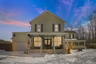 654 Cribbs Rd, Lakewood, PA 18439