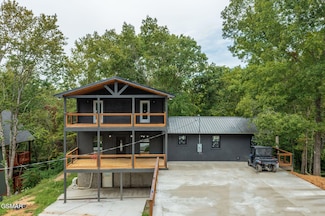 731 Timberlake Cir, Sevierville, TN 37876