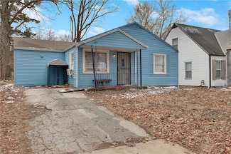 1911 E 69th Terrace, Kansas City, MO 64132