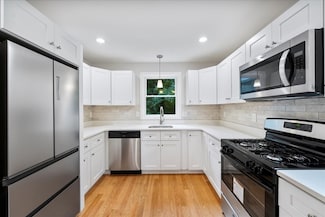 66 N Main St Unit 66, Westford, MA 01886