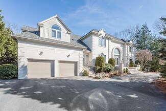 29 Hammersmith Dr, Saugus, MA 01906