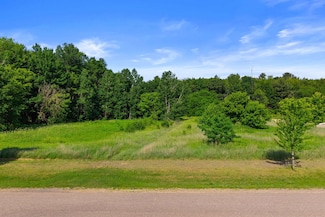 2120 Peninsula Place, Junction City, WI 54443