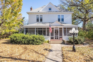 1115 Summit Ave, Detroit Lakes, MN 56501