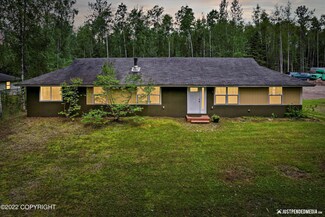 1530 S Leora Dr, Wasilla, AK 99654