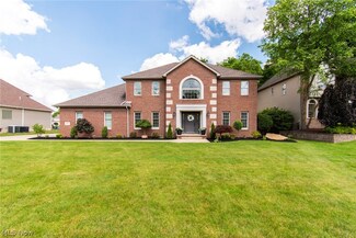 1420 Fox Den Trail, Canfield, OH 44406