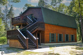 9650 E Elliott Rd, Fife Lake, MI 49633