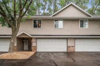 979 104th Ln NW, Coon Rapids, MN 55433